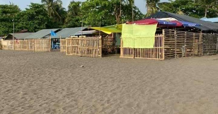 Rochelle's Beach Resort